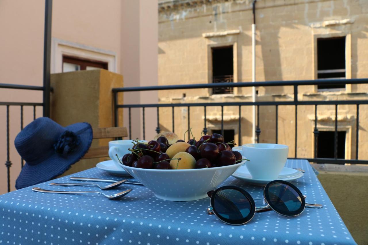 La Terrazza Di Carolina Bed and Breakfast Agrigento Eksteriør billede